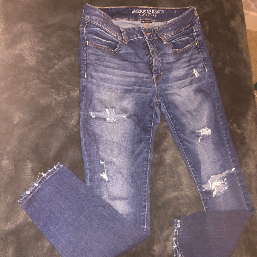 American Eagle Distressed Jeggings